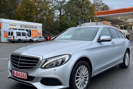 Mercedes-Benz C 220 234.000 km 12.990 &euro; Hamburg 22765