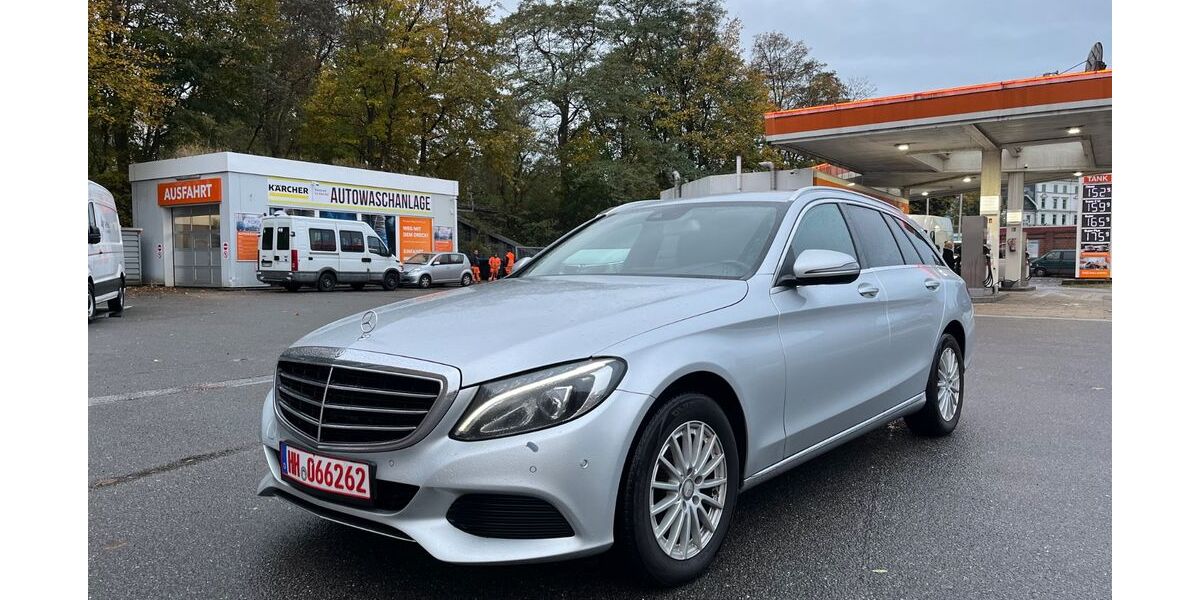 Mercedes-Benz C 220 234.000 km 12.990 &euro; Hamburg 22765
