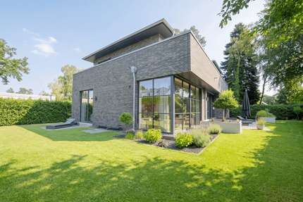 Haus Quickborn - 4 Zimmer, 220 m&sup2;, 5.458&euro; | Angebot:27311922