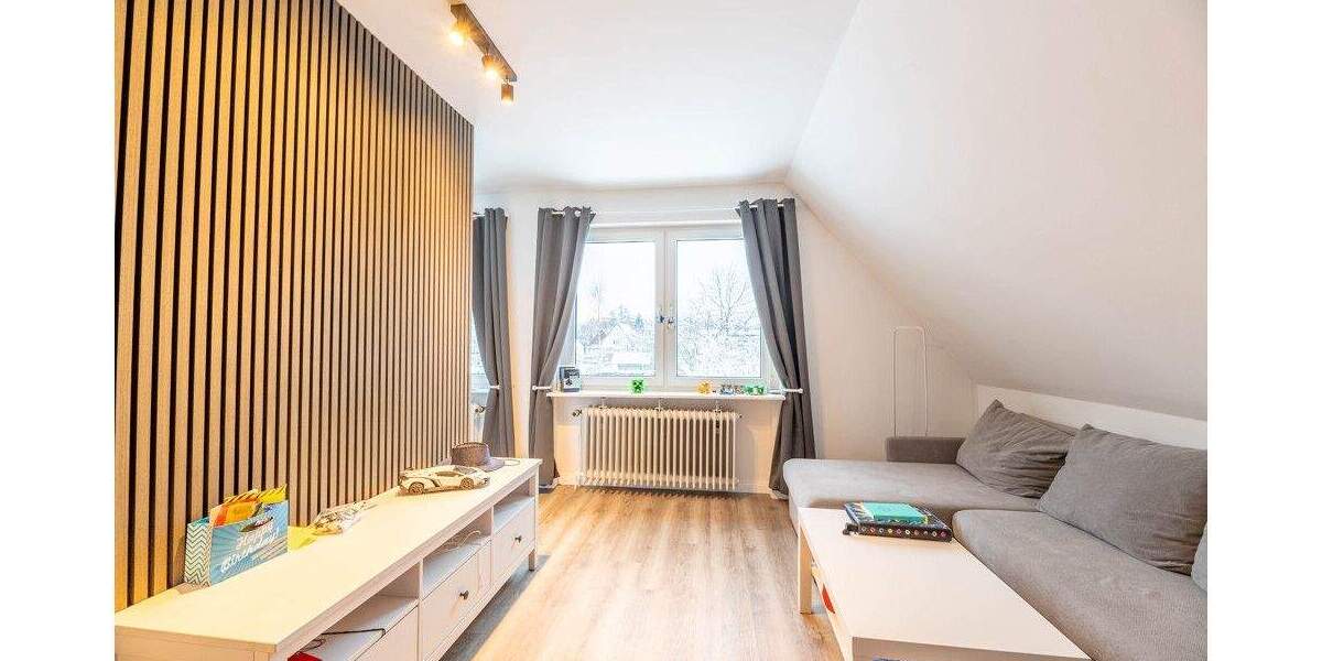 Mehrfamilienhaus, Wohnhaus Uetersen - 8 Zimmer, 165 m&sup2;, 420.000&euro; | Angebot:25687560