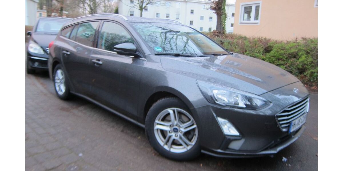 Ford Focus 72.000 km 13.990 &euro; Hamburg 22147