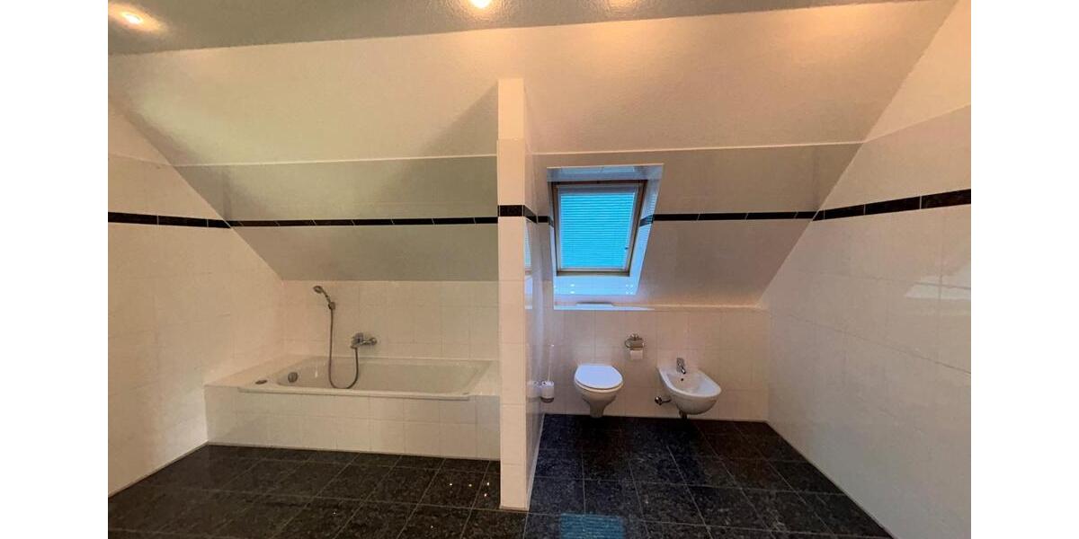 Einfamilienhaus Bargteheide - 5 Zimmer, 182 m&sup2;, 2.457&euro; | Angebot:25995686