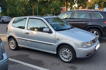 VW Polo 119.000 km 3.333 &euro; Hamburg 21147