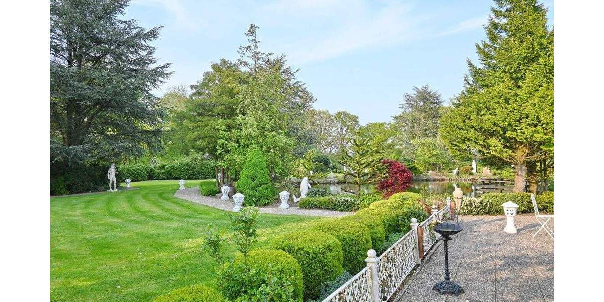 Mehrfamilienhaus, Wohnhaus Sievershütten - 7 Zimmer, 306 m&sup2;, 2.190.000&euro; | Angebot:25743547