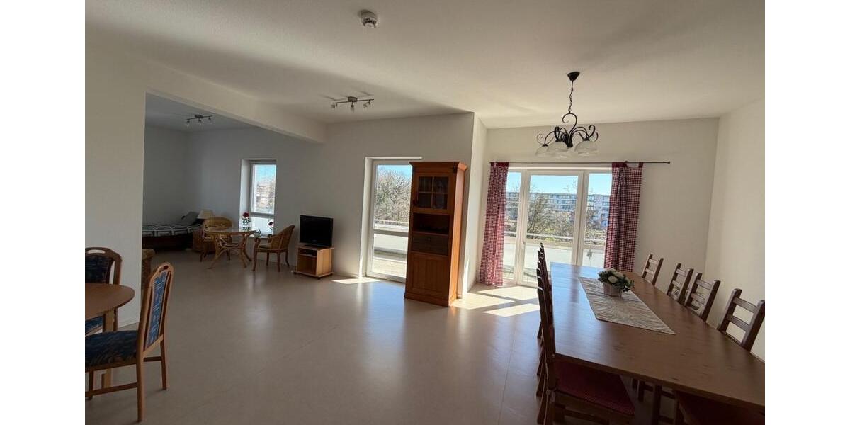 Dachgeschoßwohnung Hamburg Wandsbek - 2 Zimmer, 108 m&sup2;, 1.470&euro; | Angebot:25870138