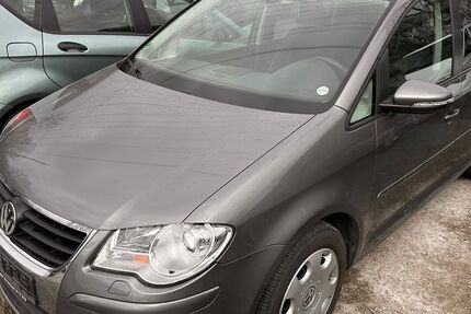 VW Touran 86.000 km 7.990 &euro; Hamburg 21079