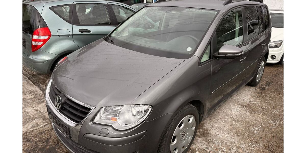 VW Touran 86.000 km 7.990 &euro; Hamburg 21079
