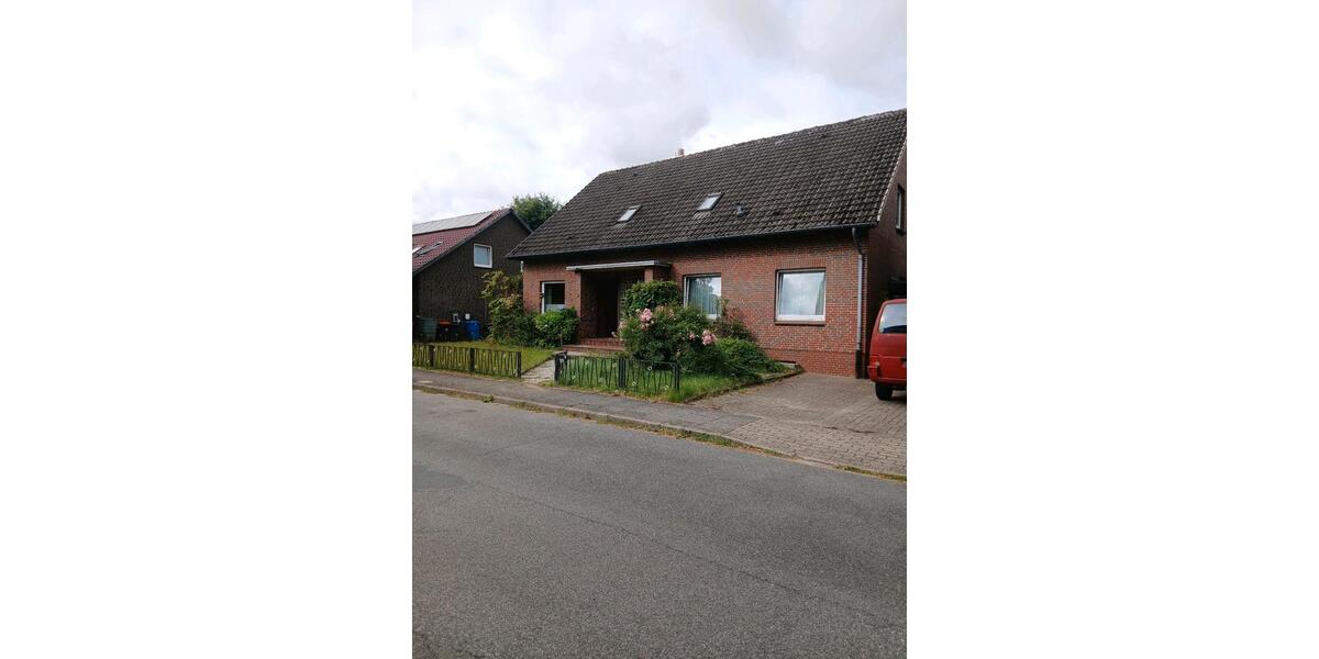 Einfamilienhaus Kaltenkirchen - 7 Zimmer, 130 m&sup2;, 380.000&euro; | Angebot:27219925