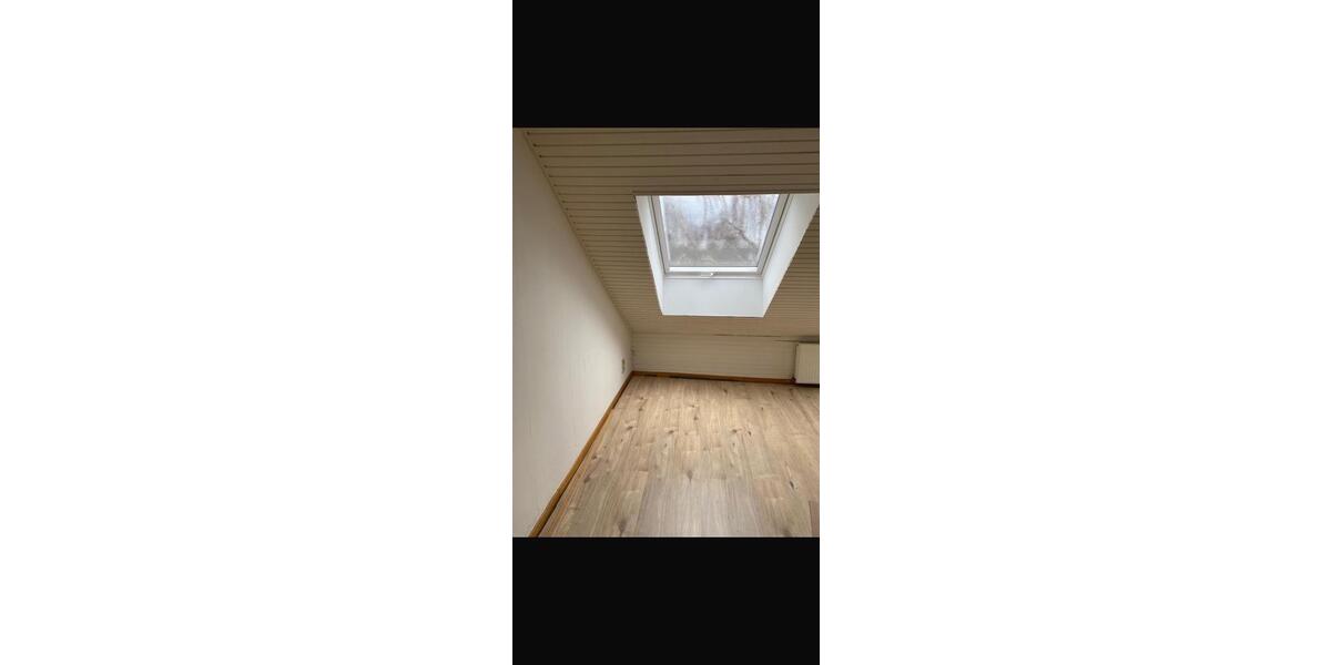 Dachgeschoßwohnung Hamburg Altona - 1 Zimmer, 25 m&sup2;, 800&euro; | Angebot:25645008