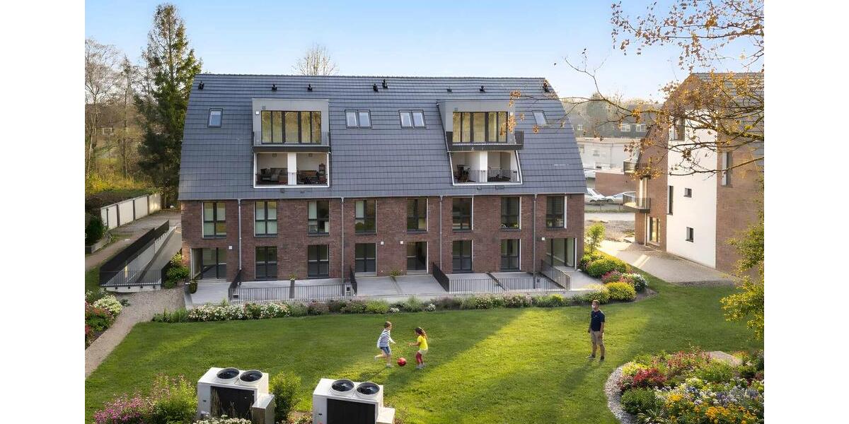 Erdgeschoßwohnung Hamburg Wandsbek - 3 Zimmer, 84 m&sup2;, 1.890&euro; | Angebot:24715615