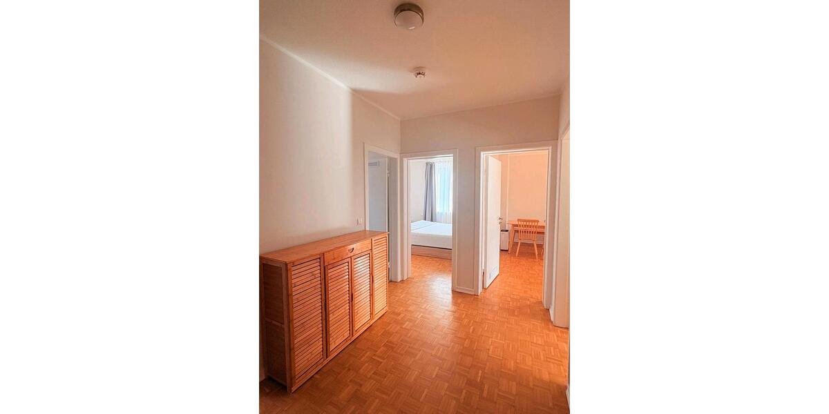 Etagenwohnung Hamburg Wandsbek - 3 Zimmer, 77 m&sup2;, 2.400&euro; | Angebot:25866873