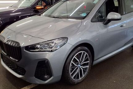 BMW 223 Active Tourer 21.106 km 38.350 &euro; Hamburg 21073