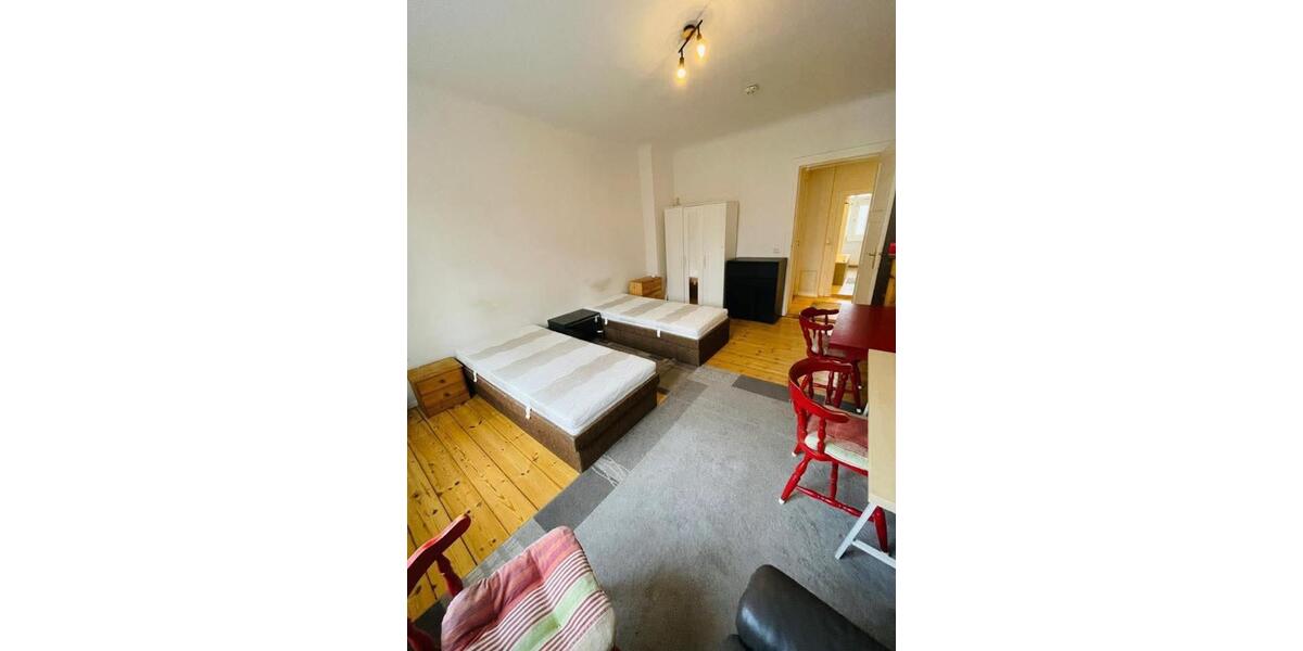 Etagenwohnung Bad Oldesloe - 1 Zimmer, 154 m&sup2;, 270&euro; | Angebot:25211097