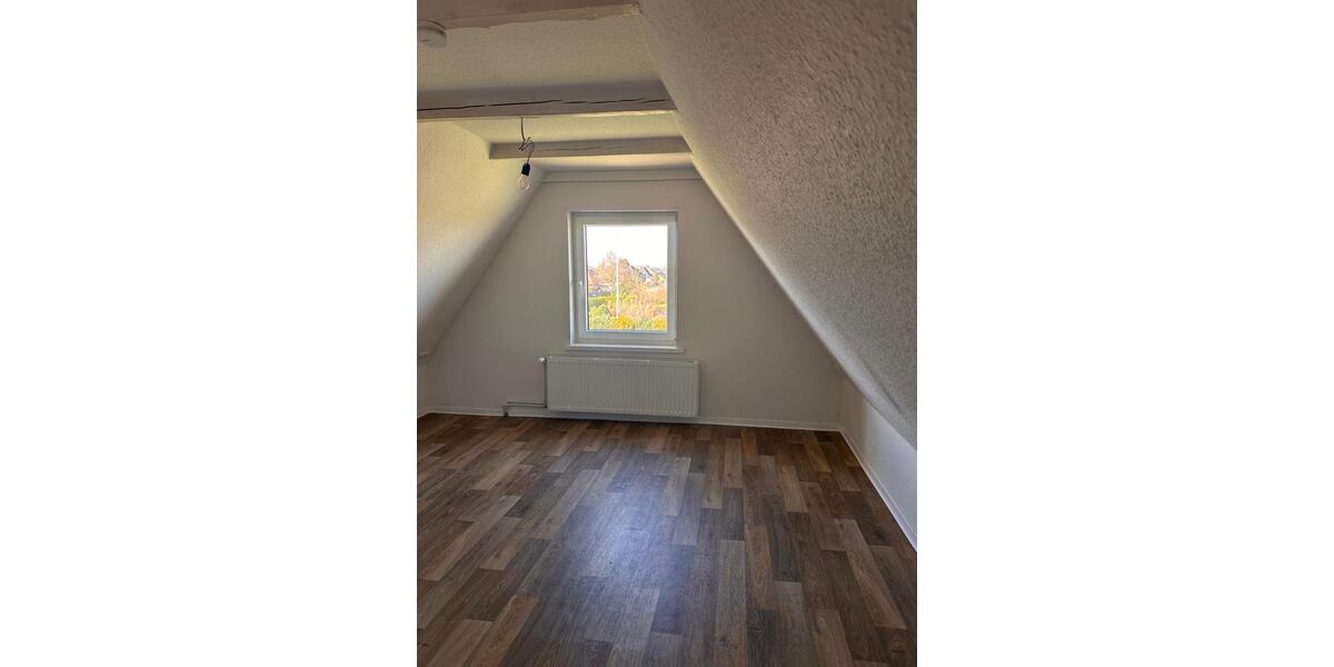 Mehrfamilienhaus, Wohnhaus Grünendeich - 7.5 Zimmer, 159 m&sup2;, 385.000&euro; | Angebot:25351771
