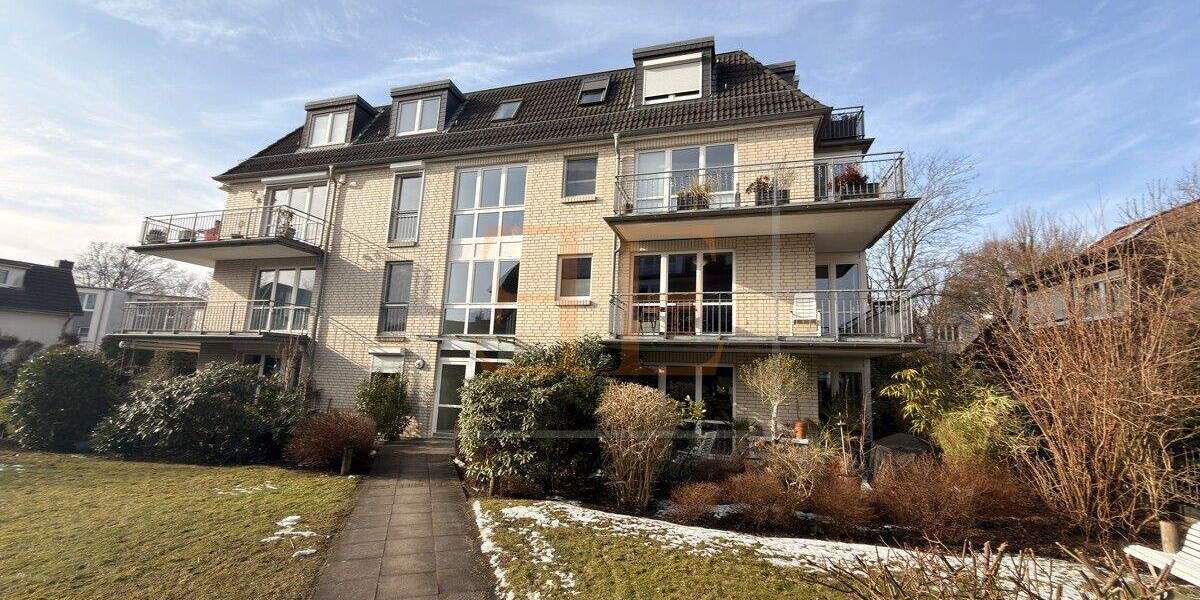 Lichtdurchflutete 2.-Zimmer Wohnung mit großem Balkon und Tiefgaragenstellplatz - Etagenwohnung Hamburg / Lurup Lurup | Angebot:25790655
