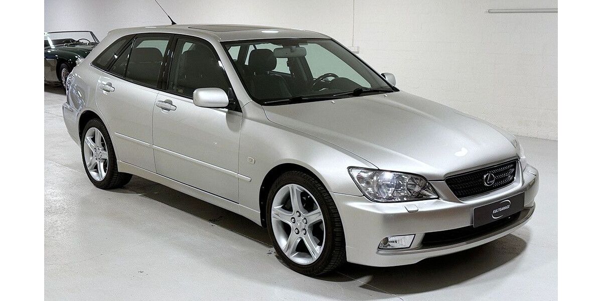 Lexus IS 300 156.213 km 16.750 &euro; Barsbüttel 22885