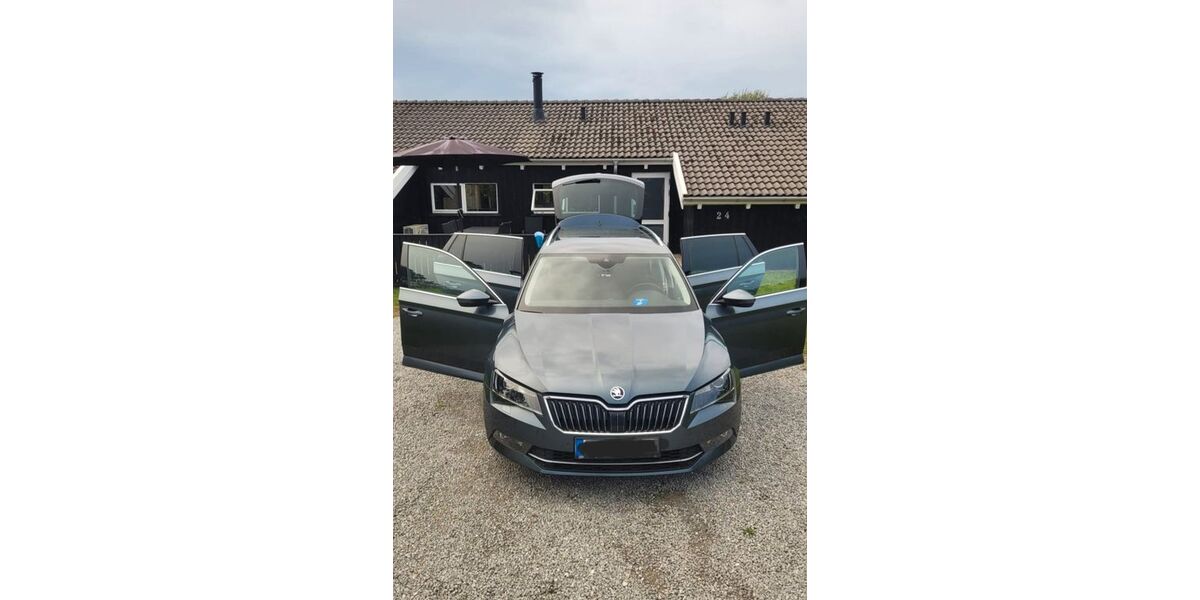 Skoda Superb 118.256 km 20.250 &euro; Hamburg 22455