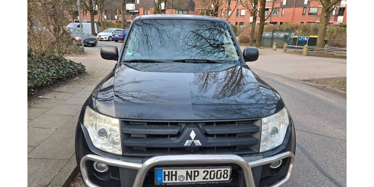 Mitsubishi Pajero 135.000 km 16.750 &euro; Ahrensburg 22926