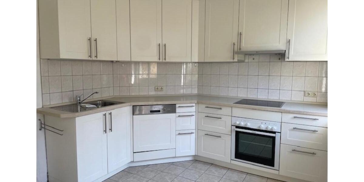 Erdgeschoßwohnung Bad Bramstedt - 3 Zimmer, 134 m&sup2;, 1.300&euro; | Angebot:25763295