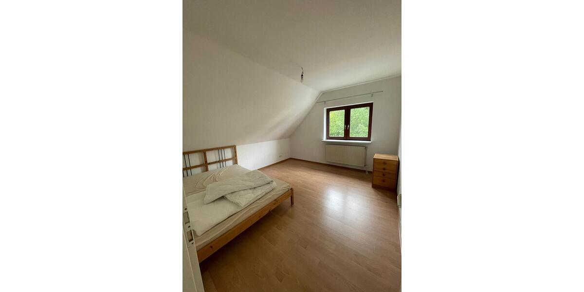 Dachgeschoßwohnung Hamburg Eppendorf - 4 Zimmer, 103 m&sup2;, 1.850&euro; | Angebot:25176633