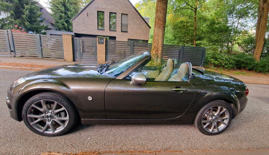 Mazda MX-5 147.000 km 12.200 &euro; Hamburg 22391