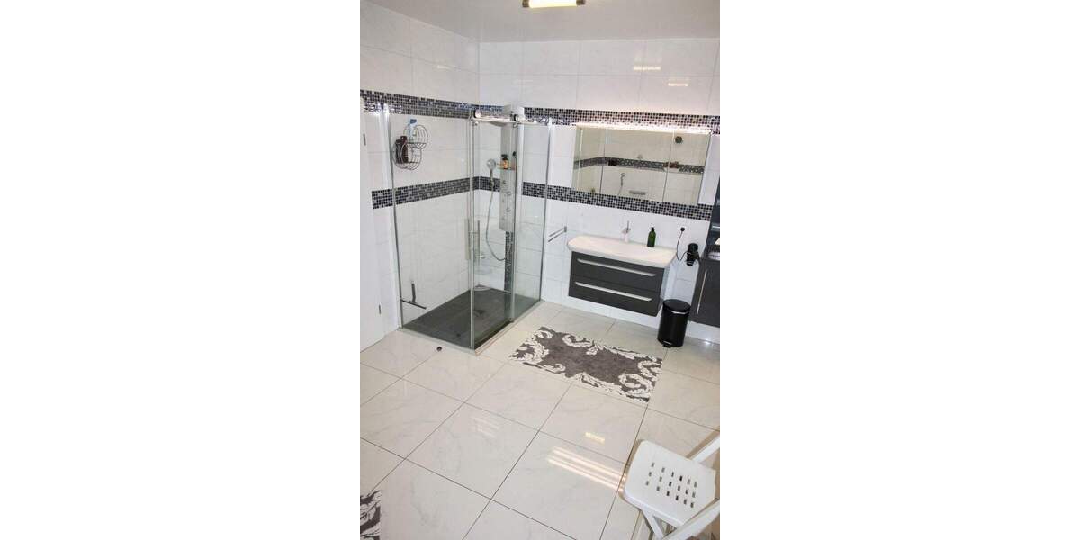 Einfamilienhaus Rellingen - 8 Zimmer, 315 m&sup2;, 1.299.000&euro; | Angebot:25957282