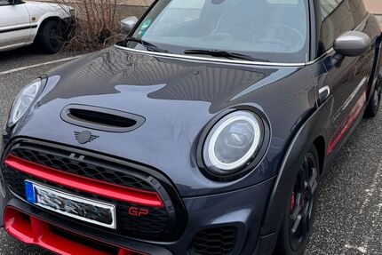 Mini John Cooper Works Coupé 60.000 km 39.900 &euro; Hamburg 22049