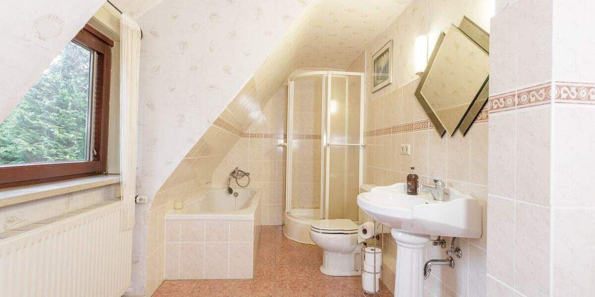 Doppelhaushälfte Hamburg Sasel - 3 Zimmer, 92 m&sup2;, 459.000&euro; | Angebot:25670627