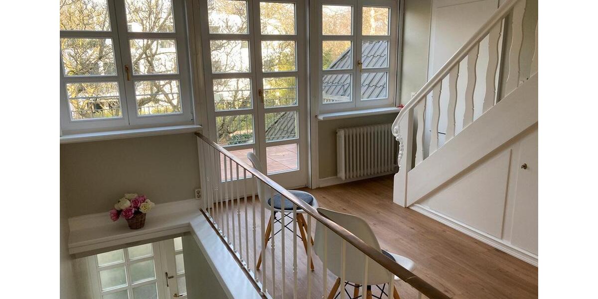 Etagenwohnung Hamburg Altona - 2 Zimmer, 100 m&sup2;, 2.600&euro; | Angebot:25971262