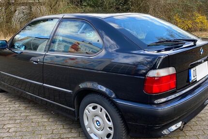 BMW 316 111.000 km 3.400 &euro; Großhansdorf 22927