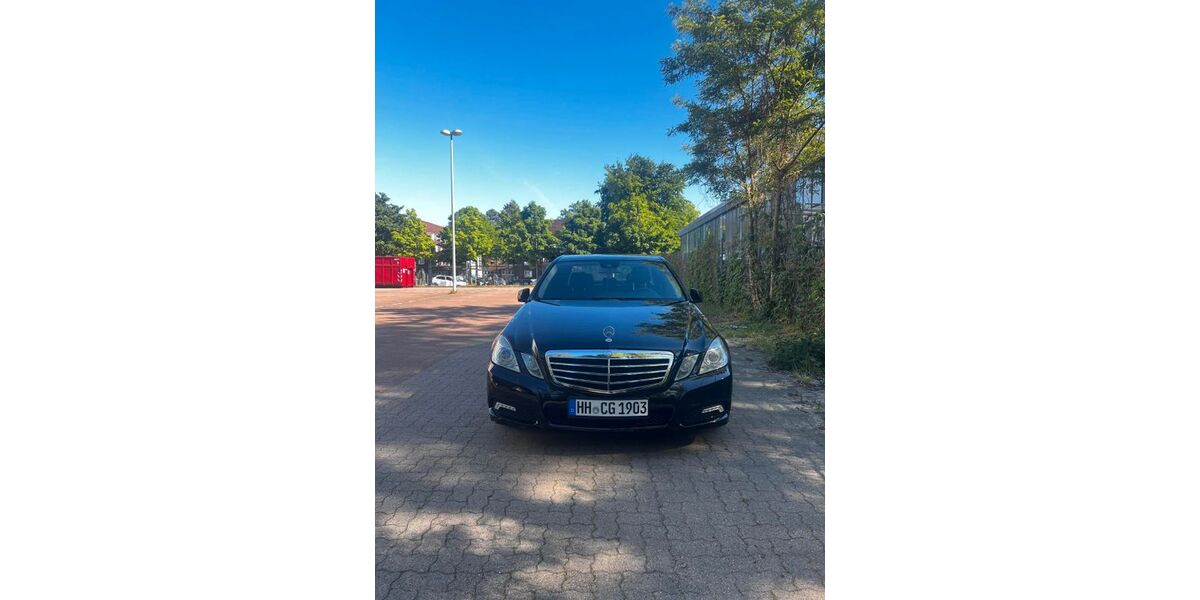 Mercedes-Benz E 200 209.000 km 7.000 &euro; Hamburg 22045