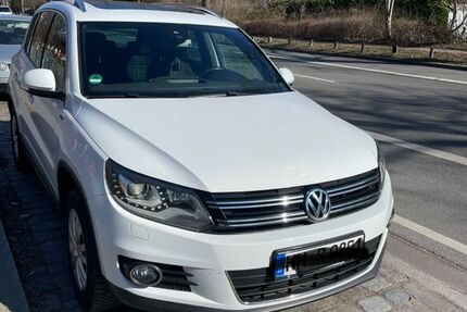 VW Tiguan 184.500 km 15.900 &euro; Hamburg 22049