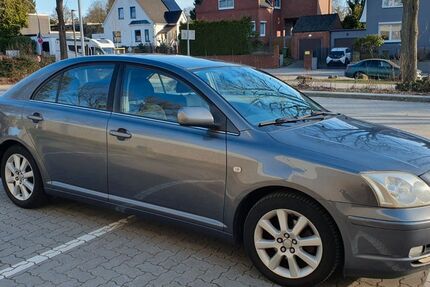 Toyota Avensis 392.000 km 2.400 &euro; Hamburg 21031