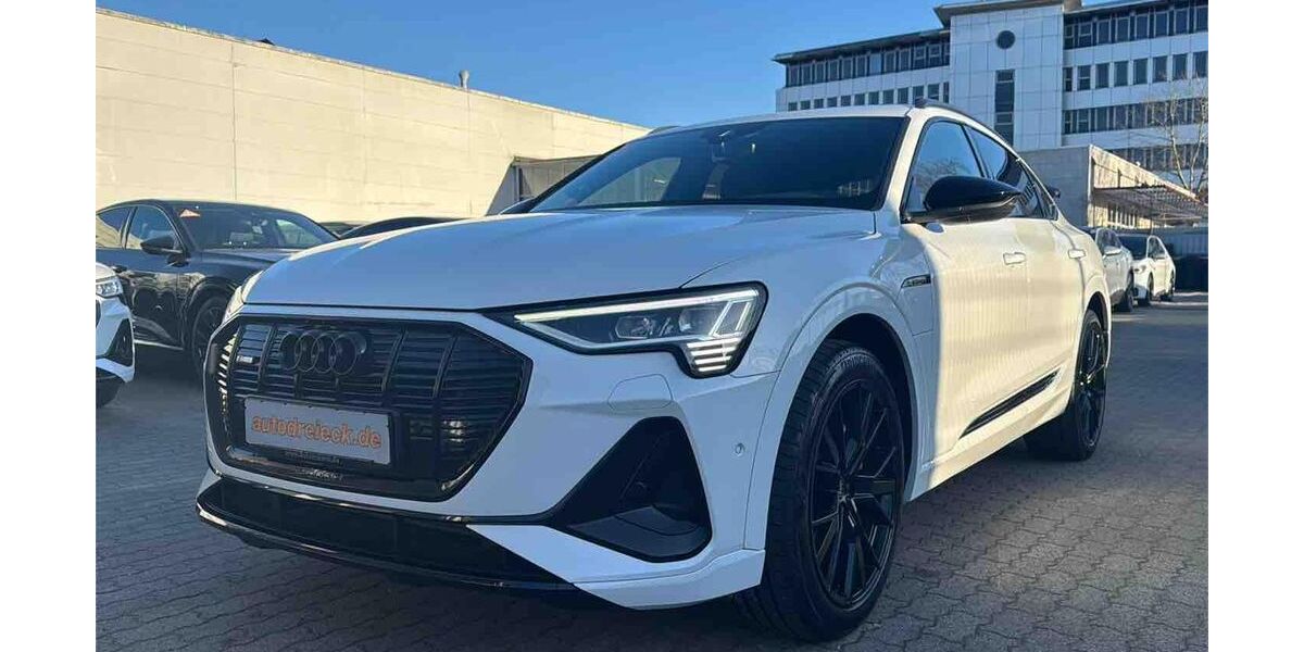 Audi e-tron 47.631 km 36.950 &euro; Hamburg 22047