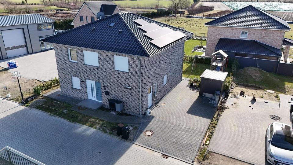 Einfamilienhaus Kölln-Reisiek Reisiek - 4.5 Zimmer, 158 m&sup2;, 2.100&euro; | Angebot:25363375
