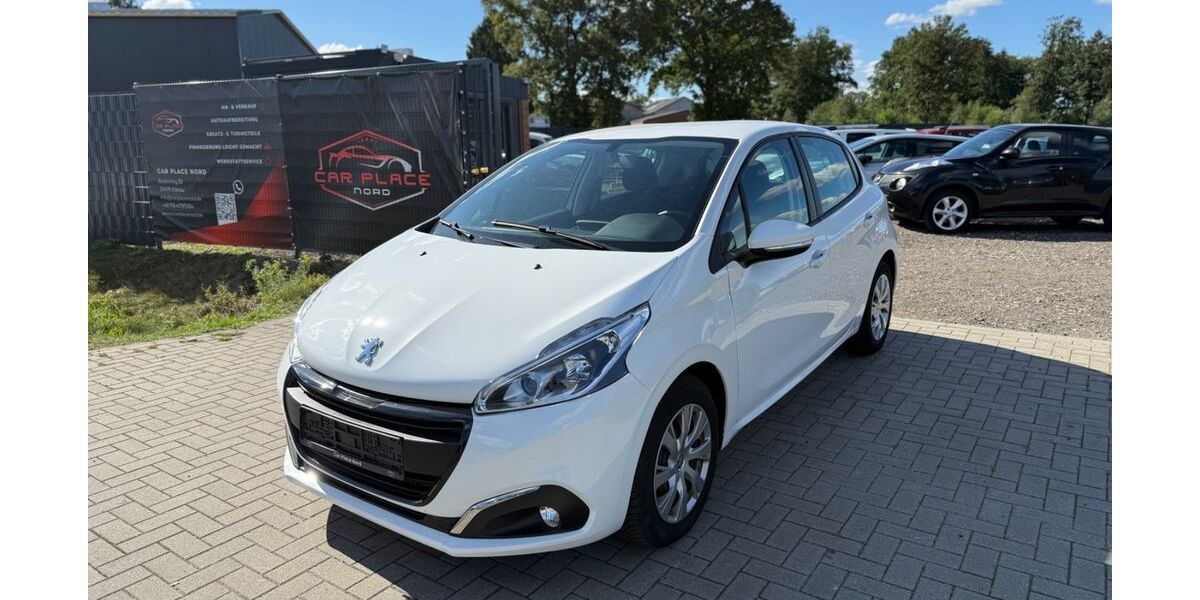 Peugeot 208 33.000 km 8.590 &euro; Ellerau 25479