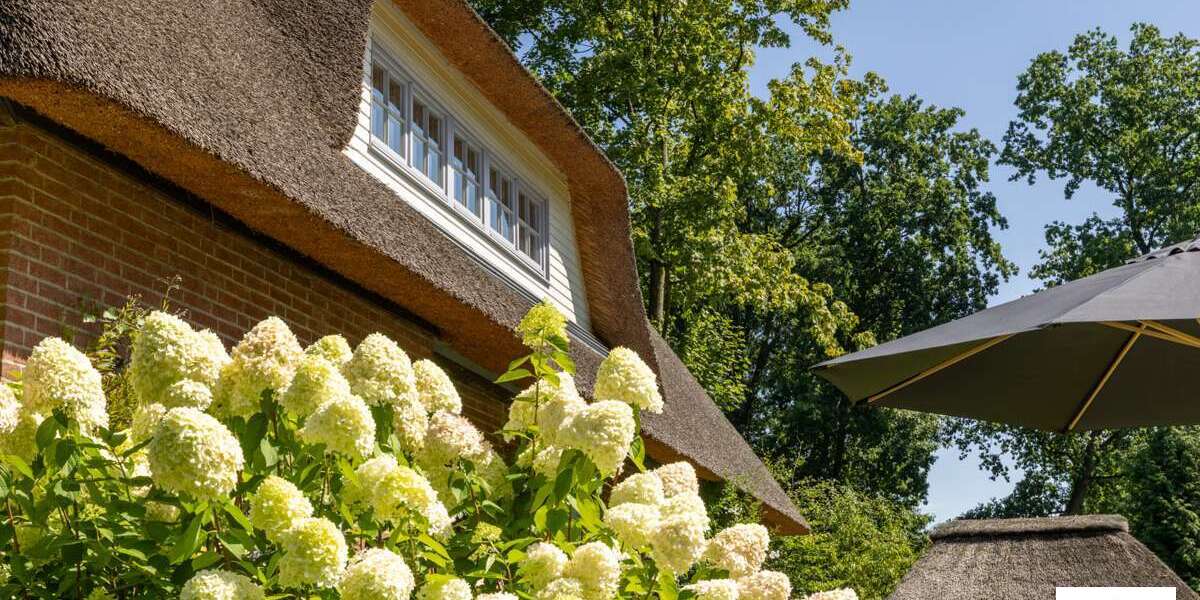 Einfamilienhaus Wedel (direkt an der Grenze zu Hamburg-Rissen) Rissen) - 8 Zimmer, 344 m&sup2;, 3.950.000&euro; | Angebot:23606772