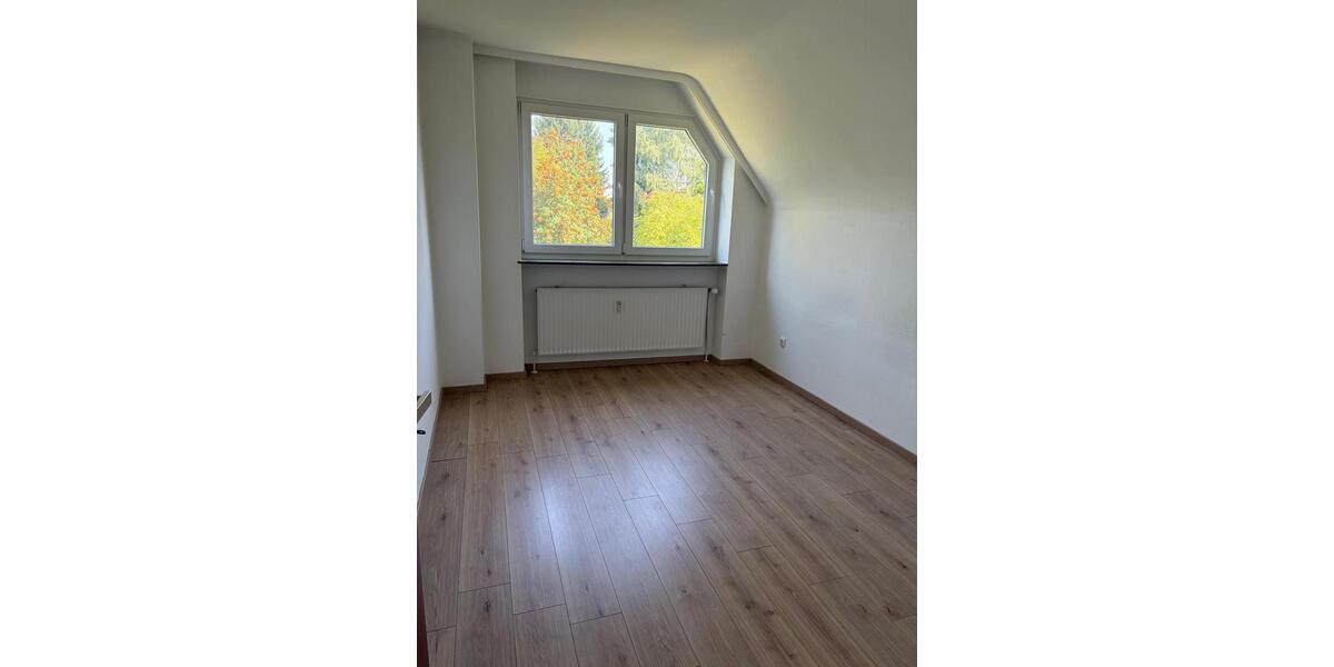 Dachgeschoßwohnung Hamburg Wandsbek - 3 Zimmer, 87 m&sup2;, 390.000&euro; | Angebot:27224977