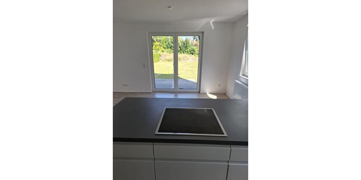 Doppelhaushälfte Pinneberg - 5 Zimmer, 170 m&sup2;, 2.125&euro; | Angebot:25353181