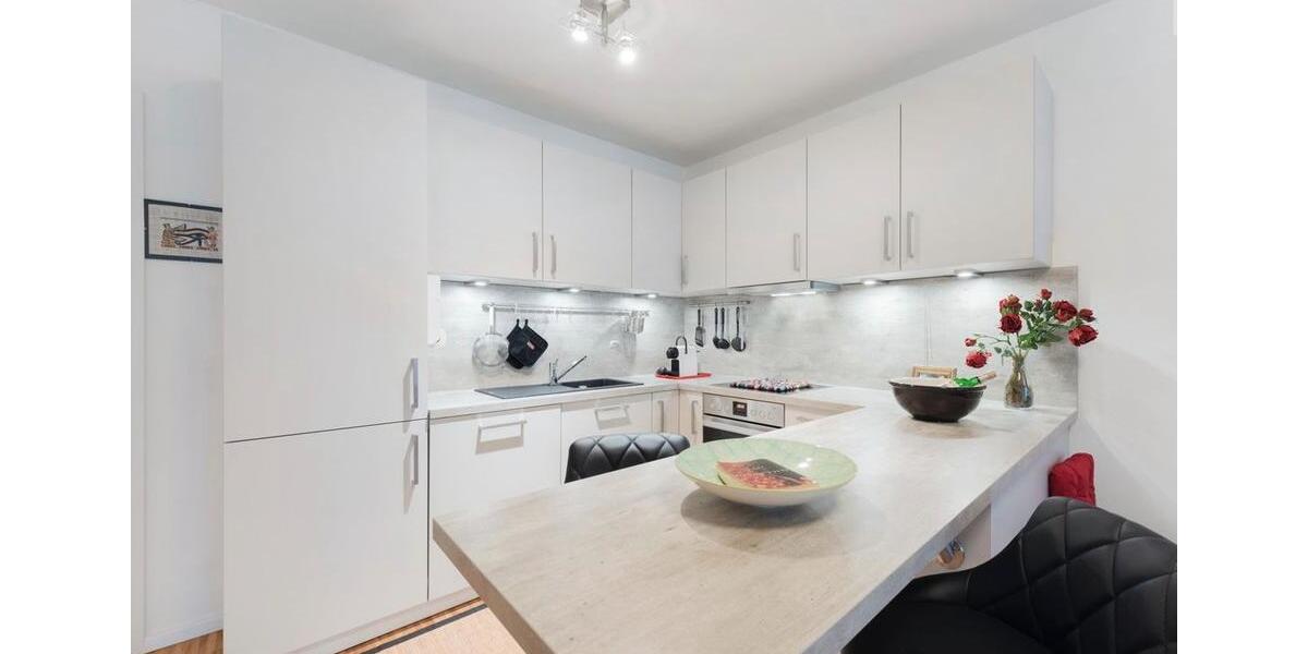 Etagenwohnung Hamburg Hamburg-Mitte - 2 Zimmer, 65 m&sup2;, 2.100&euro; | Angebot:26441121