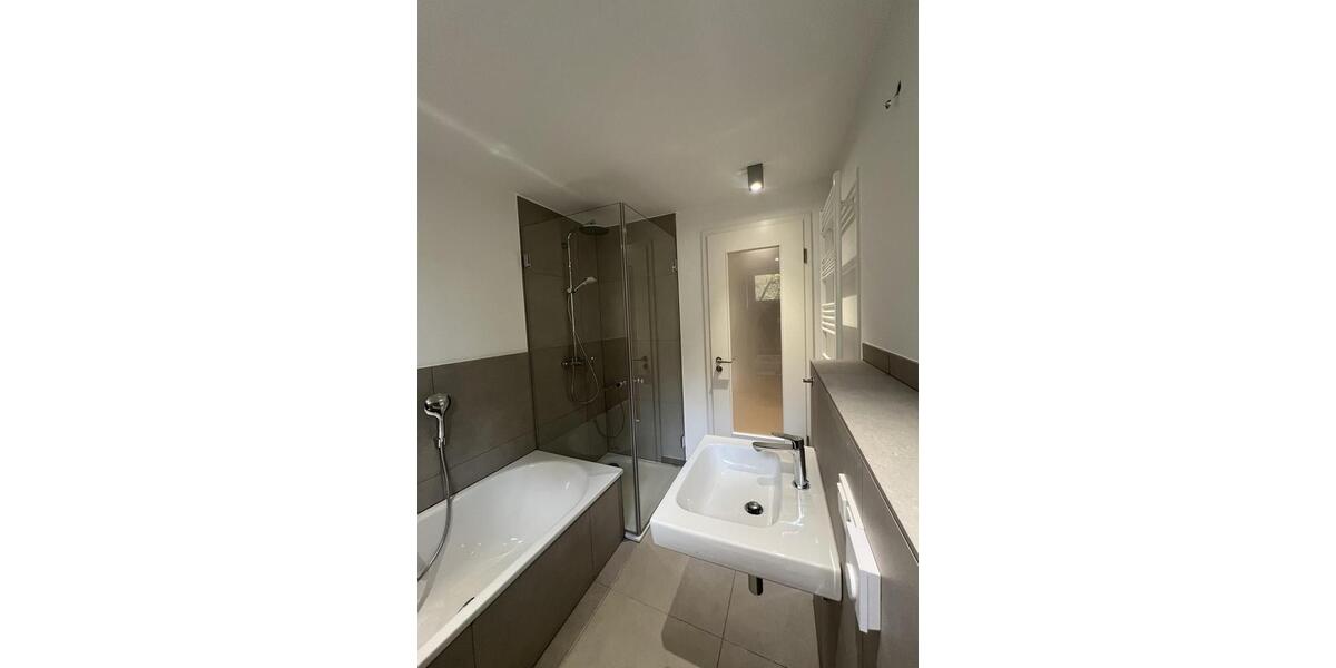 Maisonettenwohnung Hamburg Altona - 6 Zimmer, 142 m&sup2;, 2.982&euro; | Angebot:25967508