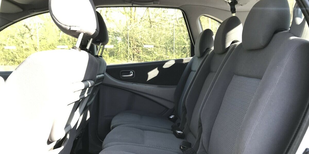 Nissan Almera Tino Luxury 189.500 km 1.999 &euro; Hamburg 22339