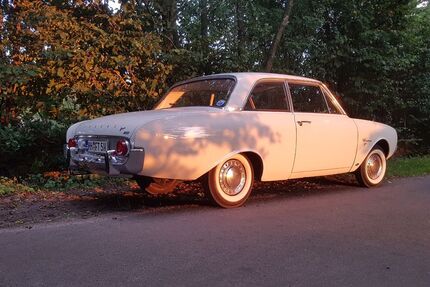 Ford Taunus 67.300 km 12.400 &euro; Neu-Ulm 89231