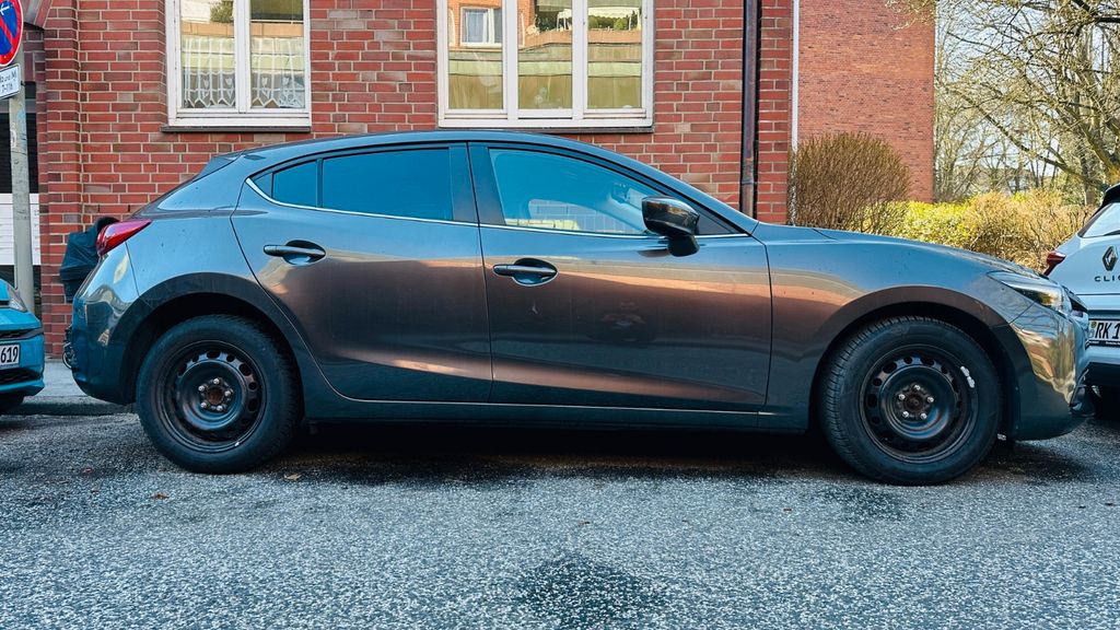 Mazda 3 91.485 km 12.950 &euro; Hamburg 21029
