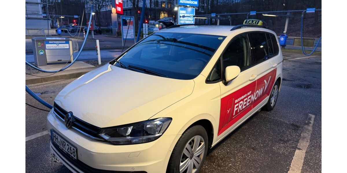 VW Touran 149.999 km 15.999 &euro; Hamburg 21109