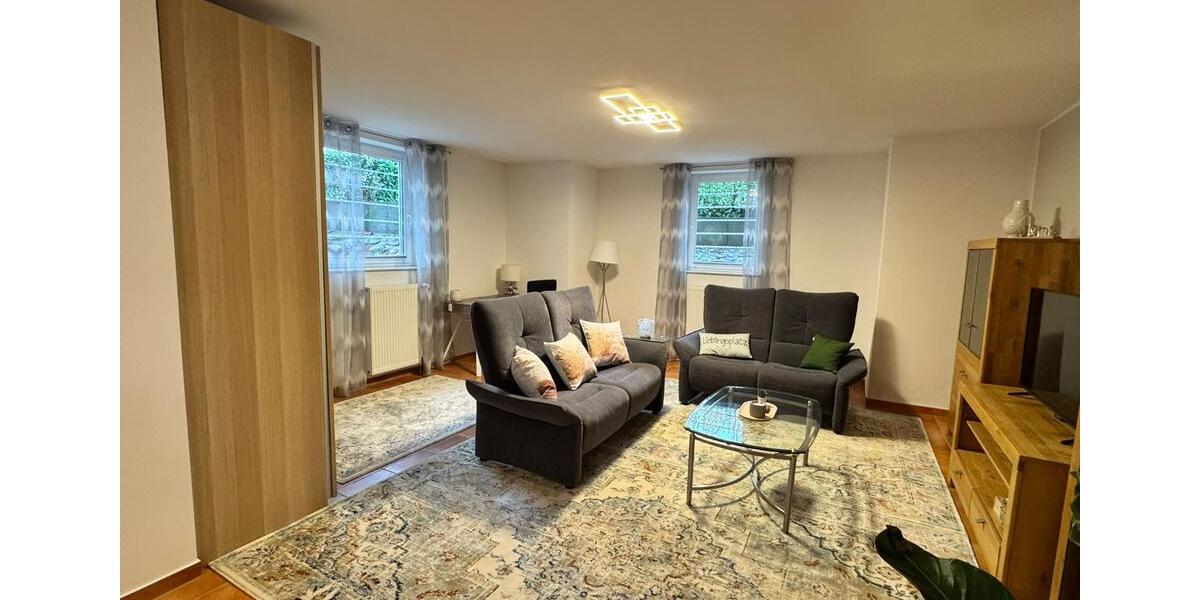 Etagenwohnung Nahe - 2 Zimmer, 66 m&sup2;, 1.200&euro; | Angebot:25172952