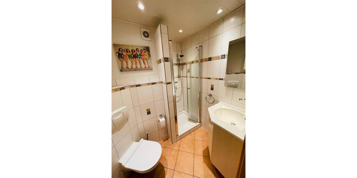 Reihenhaus Norderstedt Friedrichsgabe - 4 Zimmer, 100 m&sup2;, 1.600&euro; | Angebot:25546950