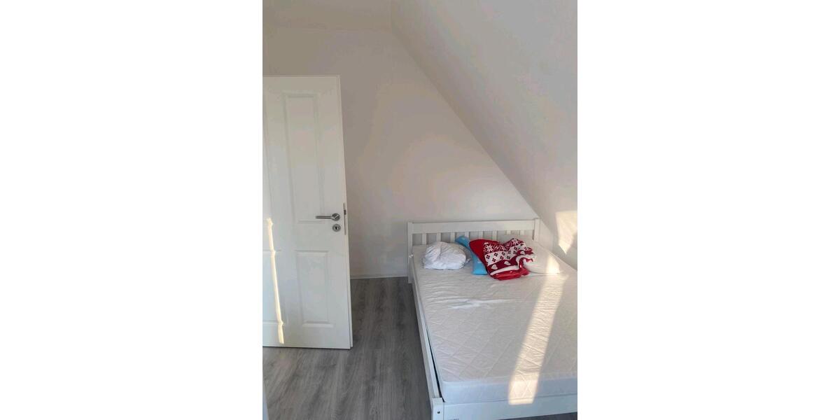 Doppelhaushälfte Uetersen - 4 Zimmer, 110 m&sup2;, 420.000&euro; | Angebot:24831087