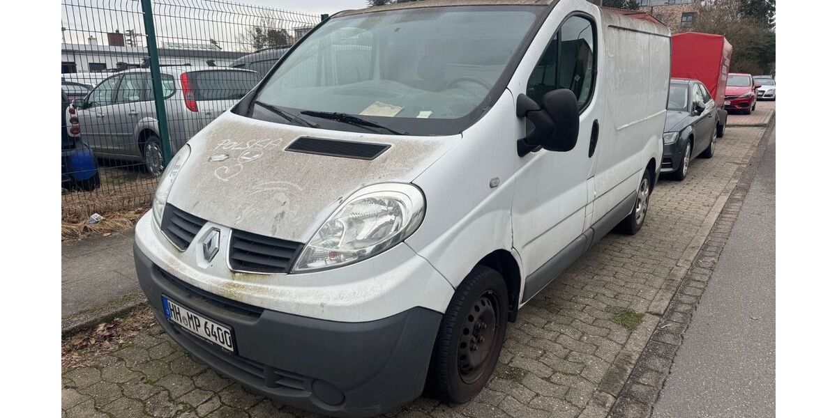 Renault Trafic 179.298 km 4.200 &euro; Hamburg 22047