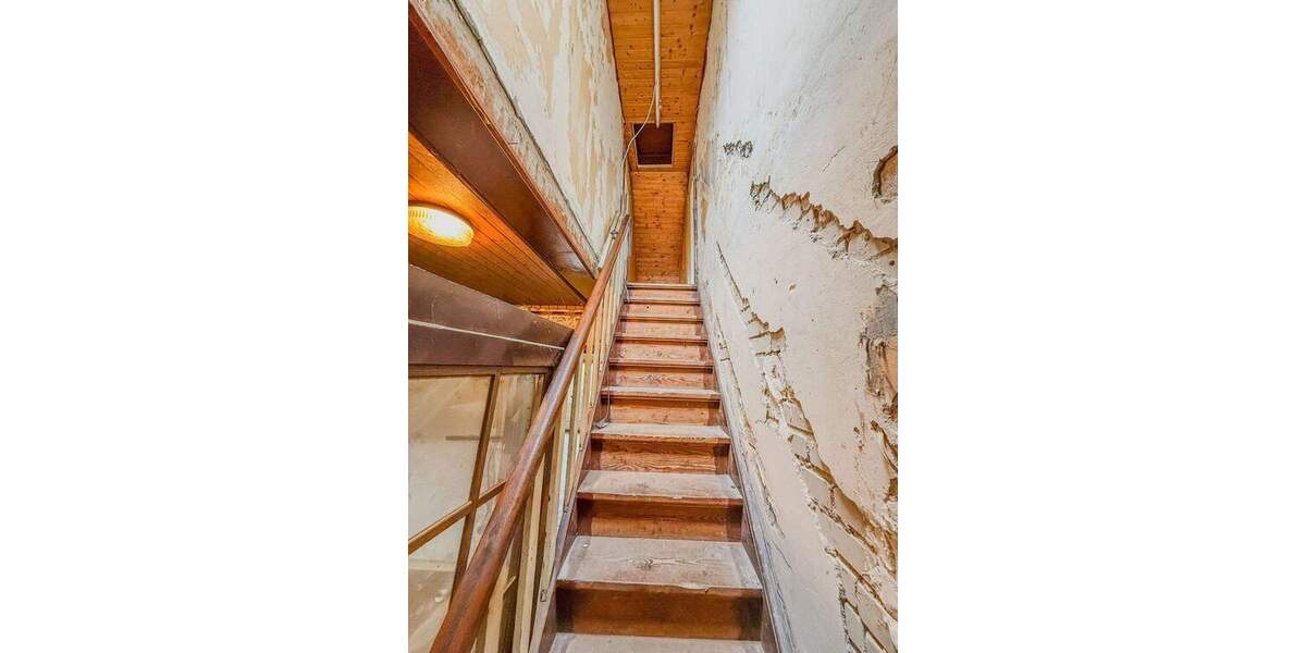 Doppelhaushälfte Hamburg Langenhorn - 3 Zimmer, 127 m&sup2;, 125.000&euro; | Angebot:25679203